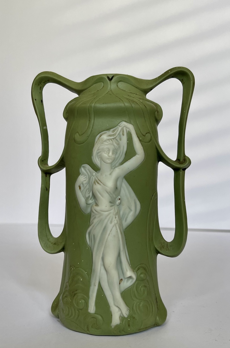 Wedgwood Vase - Galeries Lafayette -photo-4